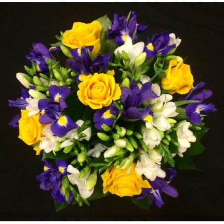 CHARLIE FETE DES PERES 40 TIGES COMPOSE DE 20 FREESIA+10 IRIS+5 ROSES JAUNES+5 SALLAL CHARLIE FETE DES PERES 40 TIGES COMPOSE DE 20 FREESIA+10 IRIS+5 ROSES JAUNES+5 SALLAL