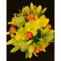 BOUQUET PROMOTION LYS ASSORTIS 19 TIGES AVEC 6 LYS + 3 ANASTASIA VERT + 5 ROSES ROUGE JAUNE + 5 SALLAL