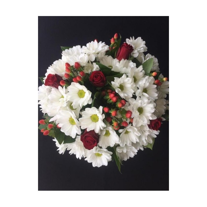 BOUQUET PROMOTION 21 TIGES AVEC CHRYS BLANC PAR 6 TIGES + HYPERICUM PAR 5 + ROSE ROUGE GB PAR 5 + SALLAL FEUILLAGE PAR 5