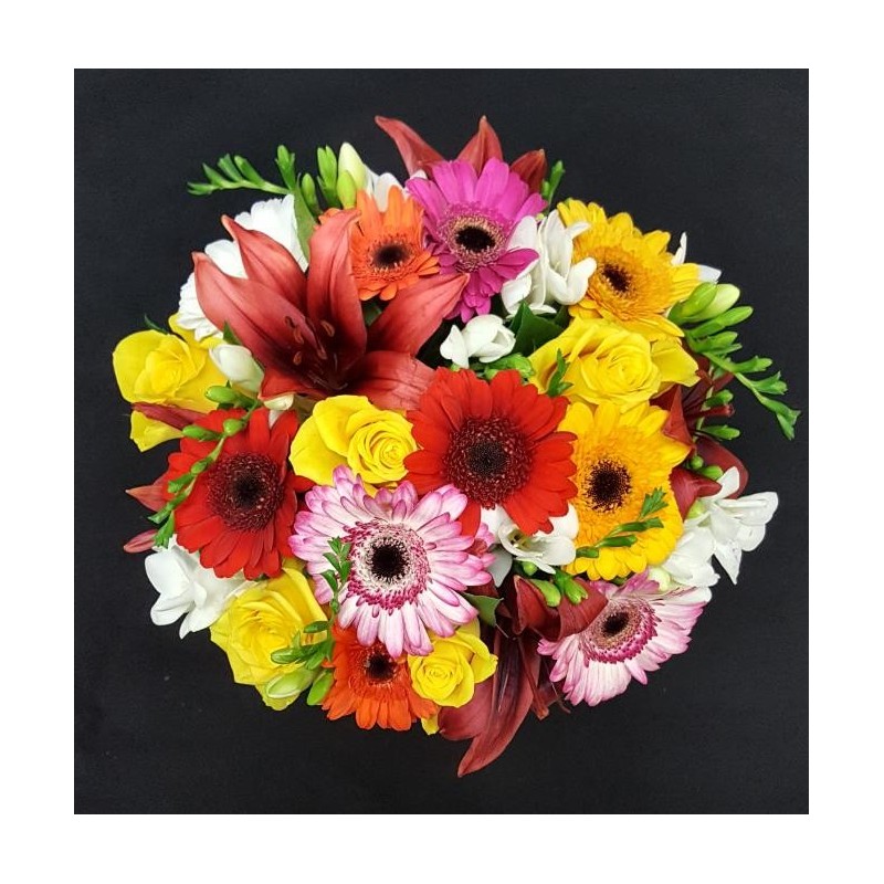 BOUQUET PROMOTION 28 TIGES GERMINI ASSORTI X 10 + SALLAL X5 + ROSES JAUNES MB X5 + LYS ASSORTI X3 + FREESIA X5